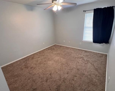 411 Chatham Street - Photo Thumbnail 17