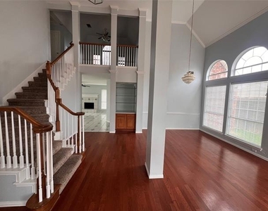 411 Chatham Street - Photo Thumbnail 6