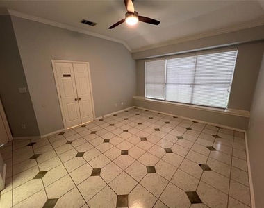411 Chatham Street - Photo Thumbnail 14