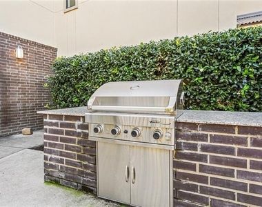 1965 Matilda Street - Photo Thumbnail 13