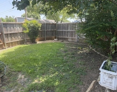 1720 Nest Place - Photo Thumbnail 16