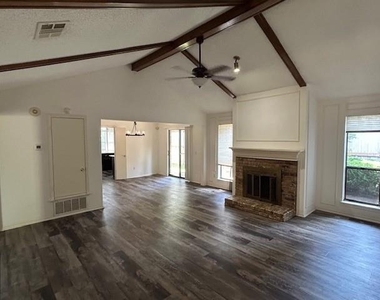 1720 Nest Place - Photo Thumbnail 1