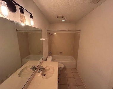 1720 Nest Place - Photo Thumbnail 10
