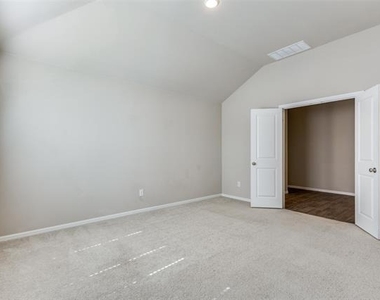 6020 Halton Drive - Photo Thumbnail 19