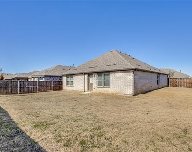 6020 Halton Drive - Photo Thumbnail 24