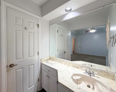 701 Daniels Drive - Photo Thumbnail 18