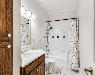 3983 Peregrine Point - Photo Thumbnail 9