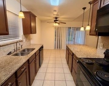 710 Silverstone Drive - Photo Thumbnail 16