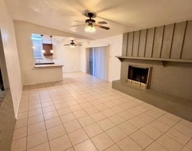 710 Silverstone Drive - Photo Thumbnail 7