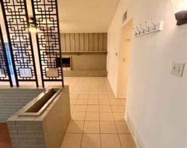710 Silverstone Drive - Photo Thumbnail 2