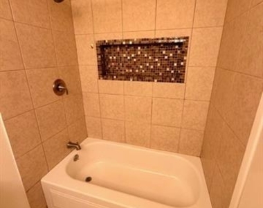 710 Silverstone Drive - Photo Thumbnail 29