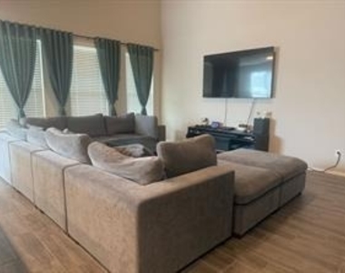 5925 Hopkins Drive - Photo Thumbnail 2