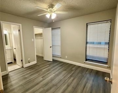 11655 Audelia Road - Photo Thumbnail 7