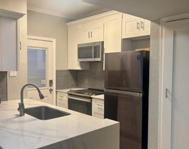 11655 Audelia Road - Photo Thumbnail 3
