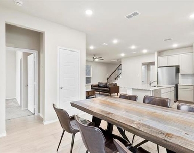 759 Gentle Bird Drive - Photo Thumbnail 7