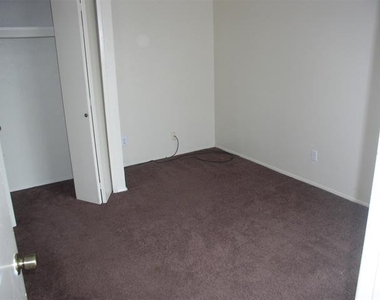 7210 Pineberry Road - Photo Thumbnail 7