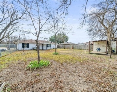 5507 Alexander Street - Photo Thumbnail 16