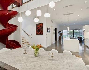 5343 Bonita Avenue - Photo Thumbnail 1