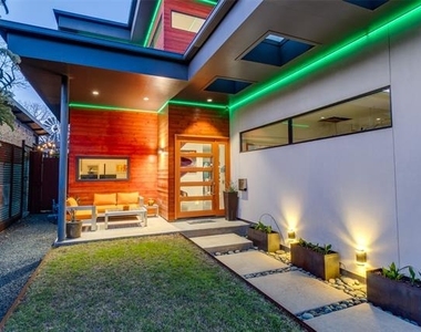 5343 Bonita Avenue - Photo Thumbnail 3