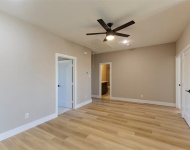 2390 Usman Drive - Photo Thumbnail 8