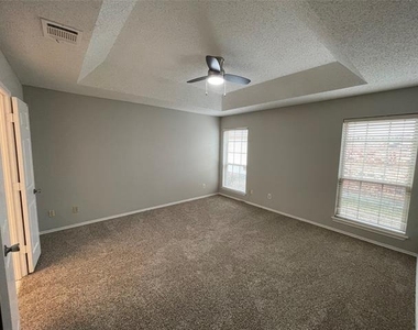 6708 Wesson Drive - Photo Thumbnail 9
