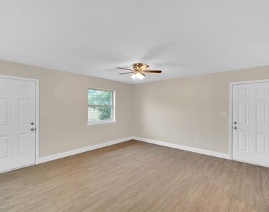 709 George Hopper Road - Photo Thumbnail 5