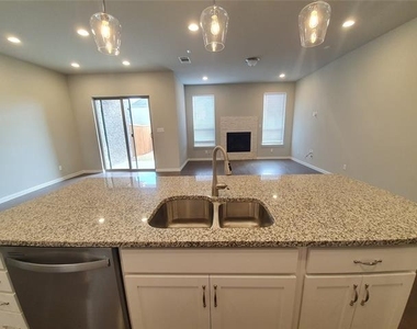 8266 Primrose Way - Photo Thumbnail 6