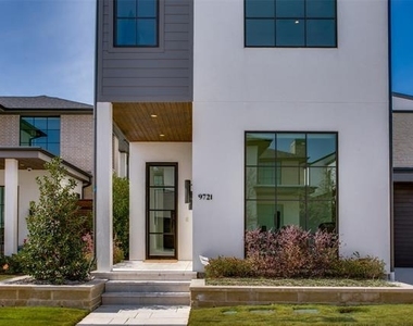 9721 Kerrisdale Lane - Photo Thumbnail 23
