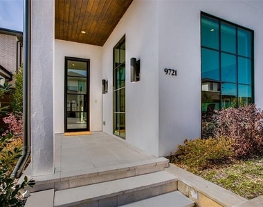 9721 Kerrisdale Lane - Photo Thumbnail 22