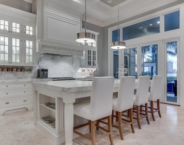 2941 Lake Drive - Photo Thumbnail 14
