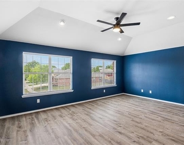 9009 Water Oak Drive - Photo Thumbnail 9