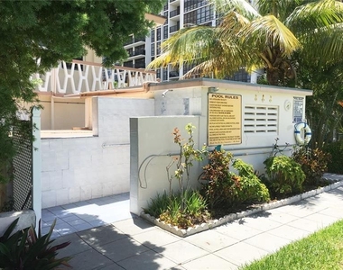 2001 S Ocean Drive - Photo Thumbnail 19