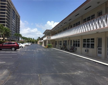 2001 S Ocean Drive - Photo Thumbnail 12