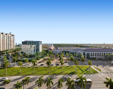 651 Okeechobee Boulevard - Photo Thumbnail 15