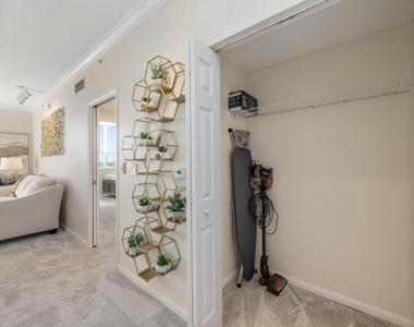 651 Okeechobee Boulevard - Photo Thumbnail 7