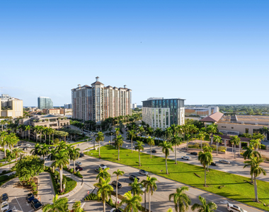 651 Okeechobee Boulevard - Photo Thumbnail 16