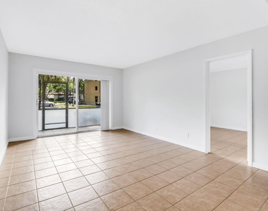 490 Nw 20th Street - Photo Thumbnail 7