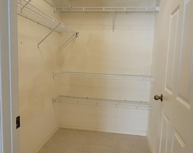 5032 Lantana Road - Photo Thumbnail 10