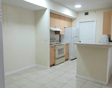 5032 Lantana Road - Photo Thumbnail 4