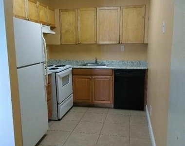1205 Meadows Circle - Photo Thumbnail 2