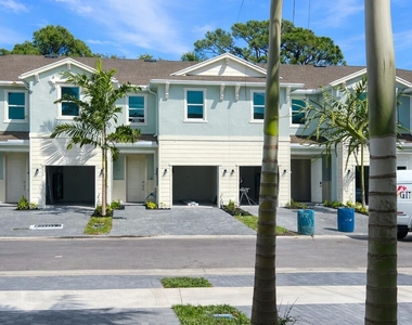 4616 Hollister Avenue - Photo Thumbnail 6