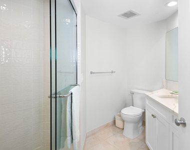 221 Ne Plantation Road - Photo Thumbnail 28