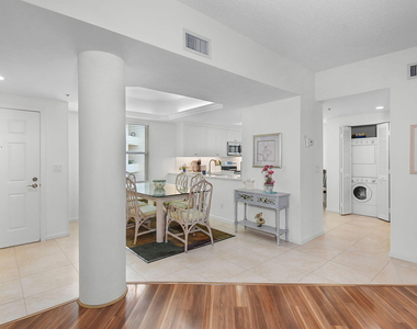 221 Ne Plantation Road - Photo Thumbnail 19