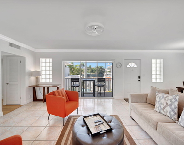 2724 Ne 14th Street - Photo Thumbnail 4