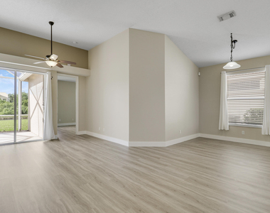 726 Sw Aruba Bay - Photo Thumbnail 17