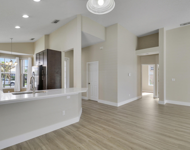 726 Sw Aruba Bay - Photo Thumbnail 15