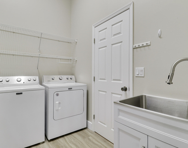726 Sw Aruba Bay - Photo Thumbnail 27