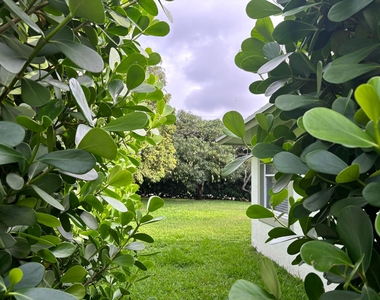 1094 Raintree Lane - Photo Thumbnail 2