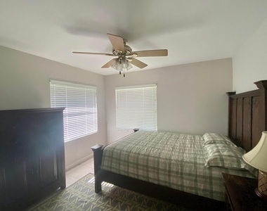 1094 Raintree Lane - Photo Thumbnail 21