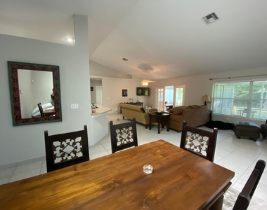 1094 Raintree Lane - Photo Thumbnail 15